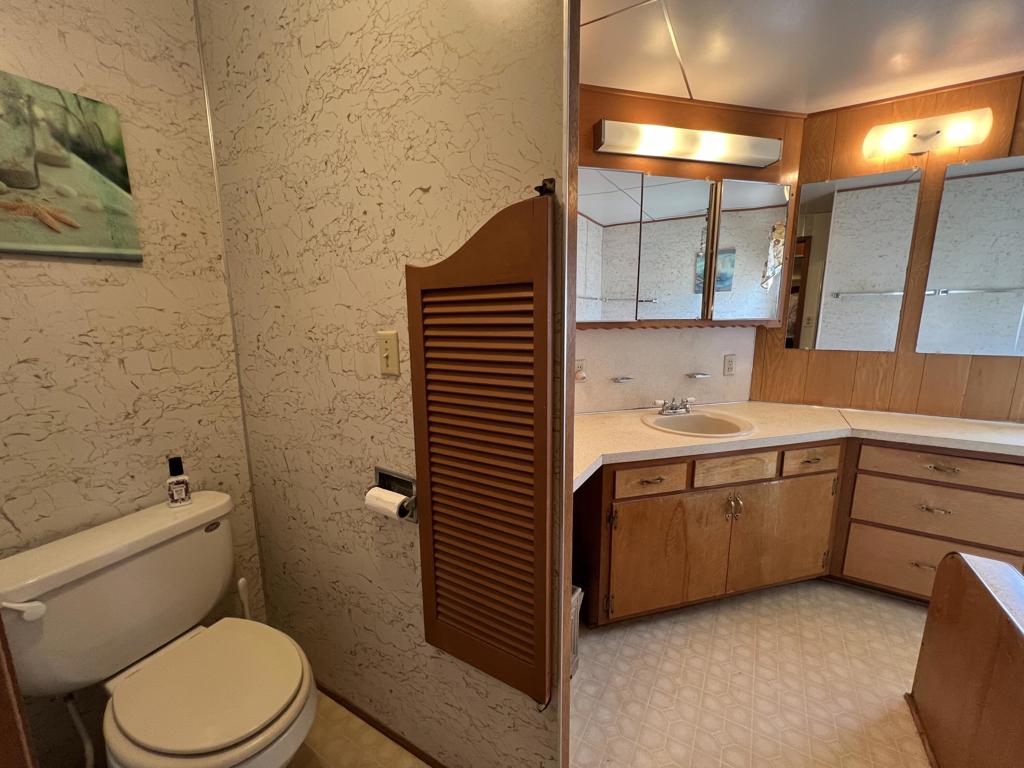 69471 Country Club Drive Property Photo 14