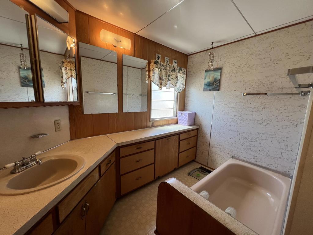 69471 Country Club Drive Property Photo 15
