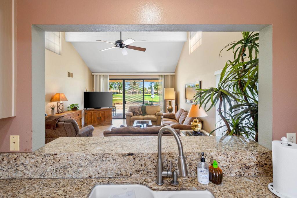 7614 Paseo Azulejo Property Photo 10