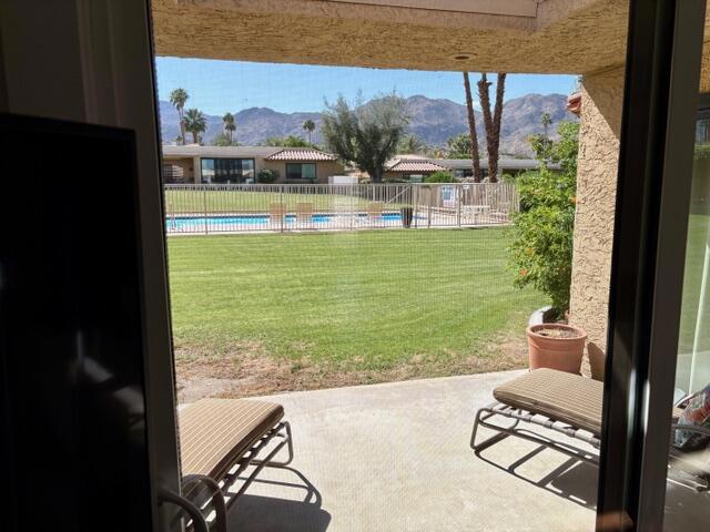 48245 Racquet Lane Property Photo 4