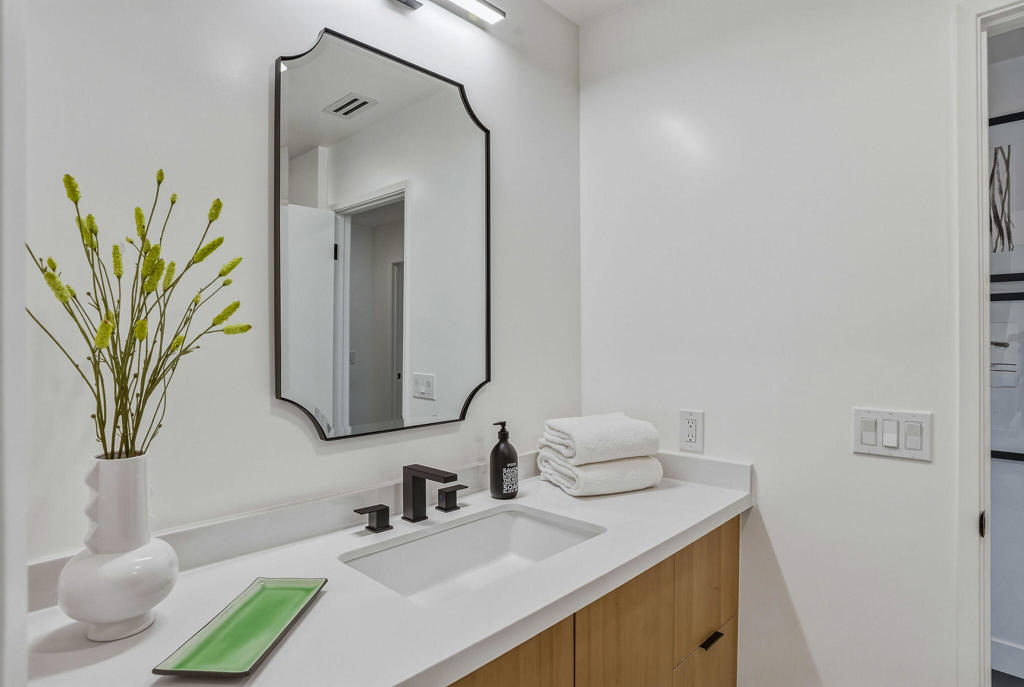 9 Wake Forest Court Property Photo 20