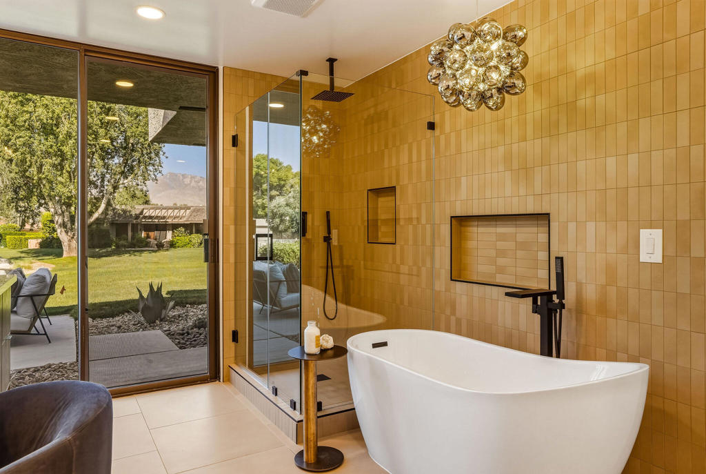 9 Wake Forest Court Property Photo 34