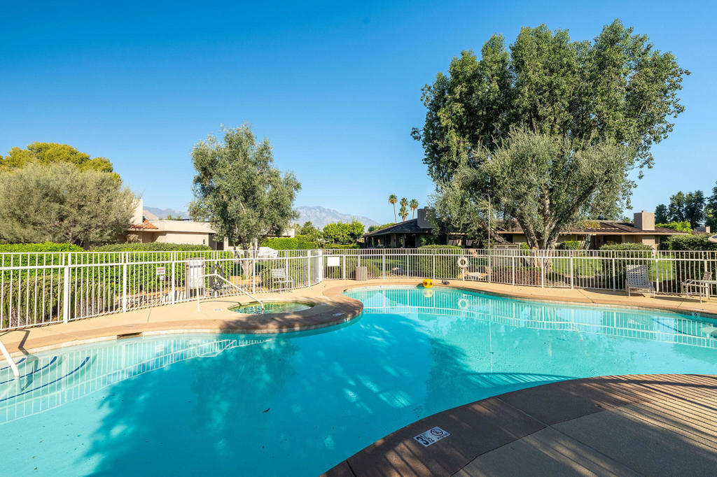 9 Wake Forest Court Property Photo 40