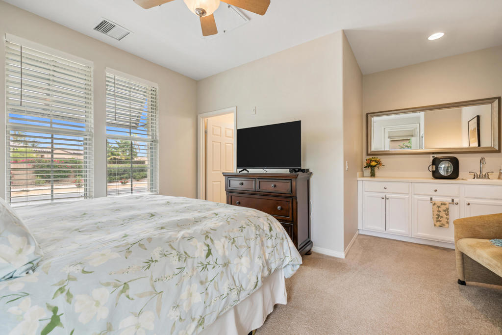 81931 Prism Drive Property Photo 8