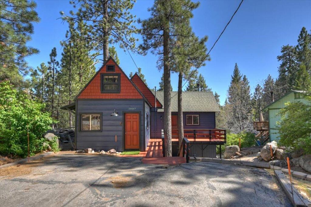 39187 Arapahoe Road Property Photo 2