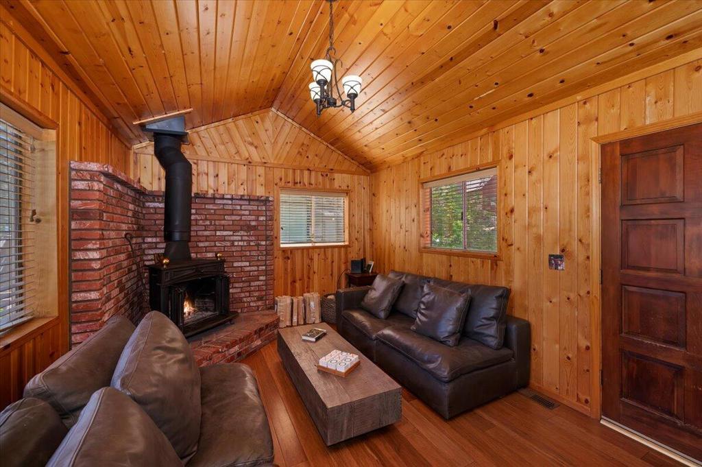 39187 Arapahoe Road Property Photo 7