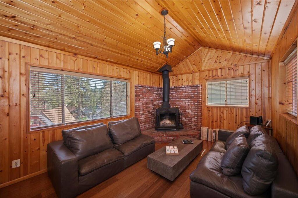 39187 Arapahoe Road Property Photo 9