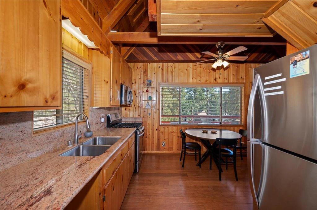 39187 Arapahoe Road Property Photo 14
