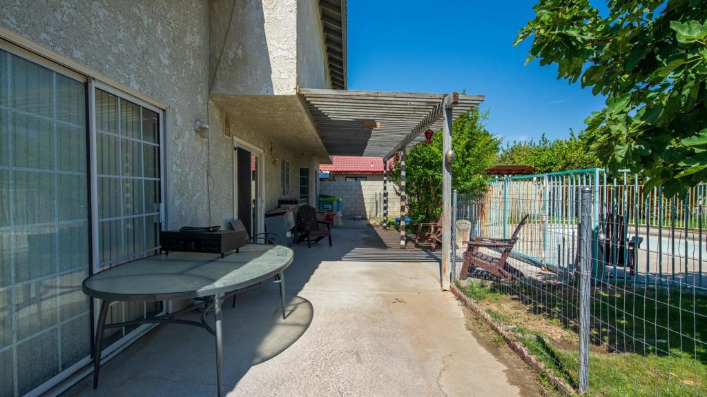 68180 30th Avenue Property Photo 8