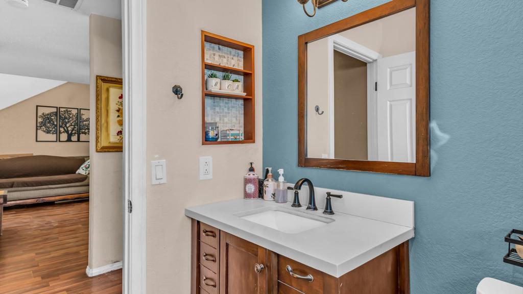 68180 30th Avenue Property Photo 28