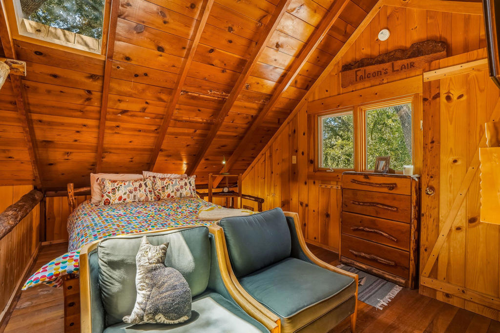 24945 Marion Ridge Drive Property Photo 27