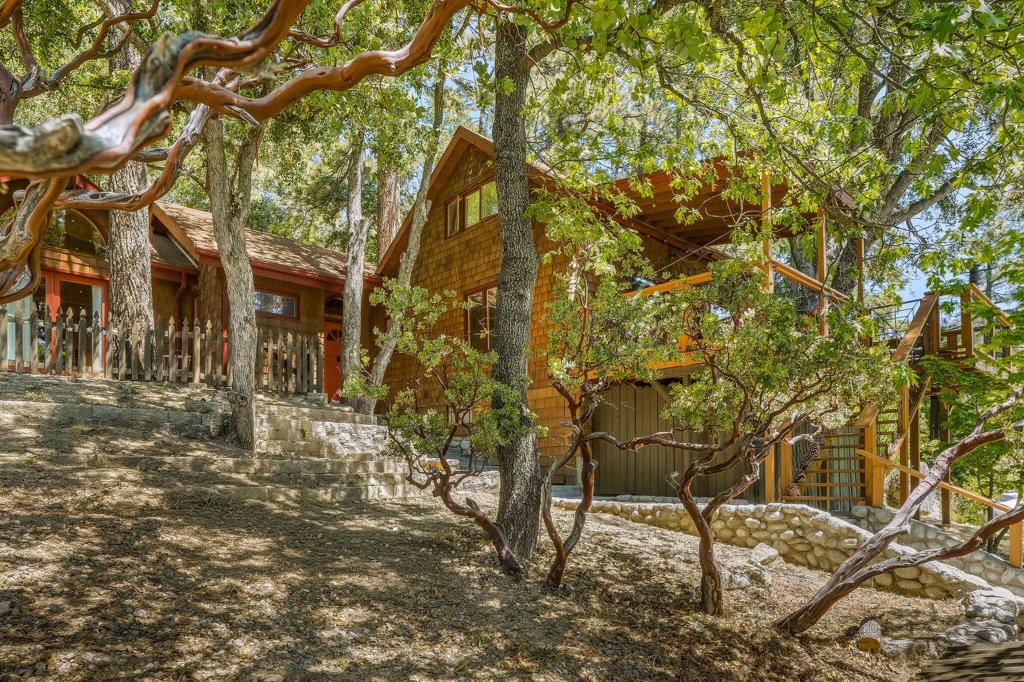 24945 Marion Ridge Drive Property Photo 44