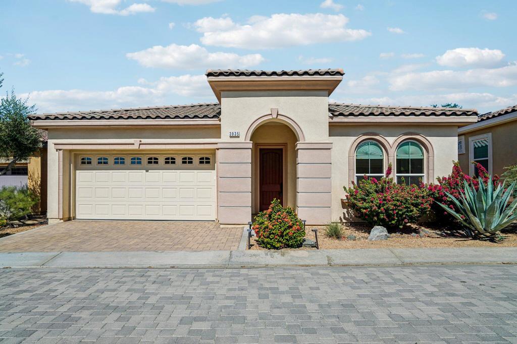 3935 Via Amalfi Property Photo 9