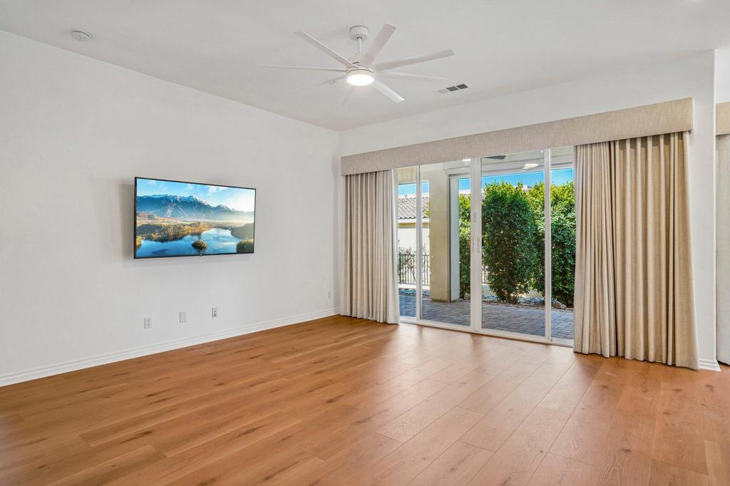 3935 Via Amalfi Property Photo 22