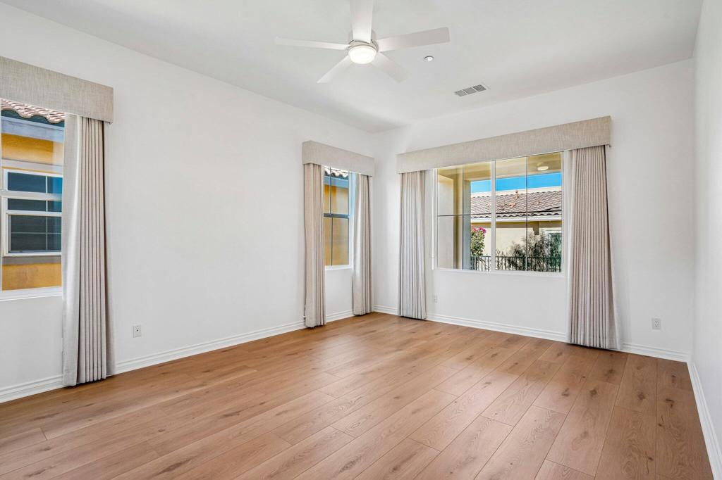 3935 Via Amalfi Property Photo 23