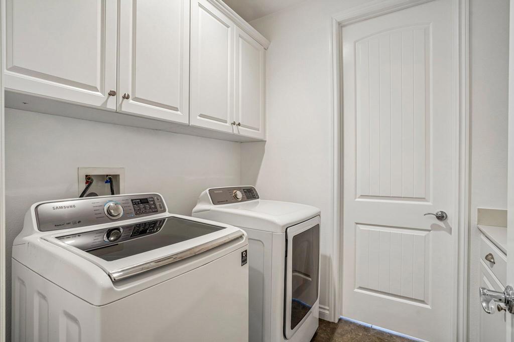 3935 Via Amalfi Property Photo 34
