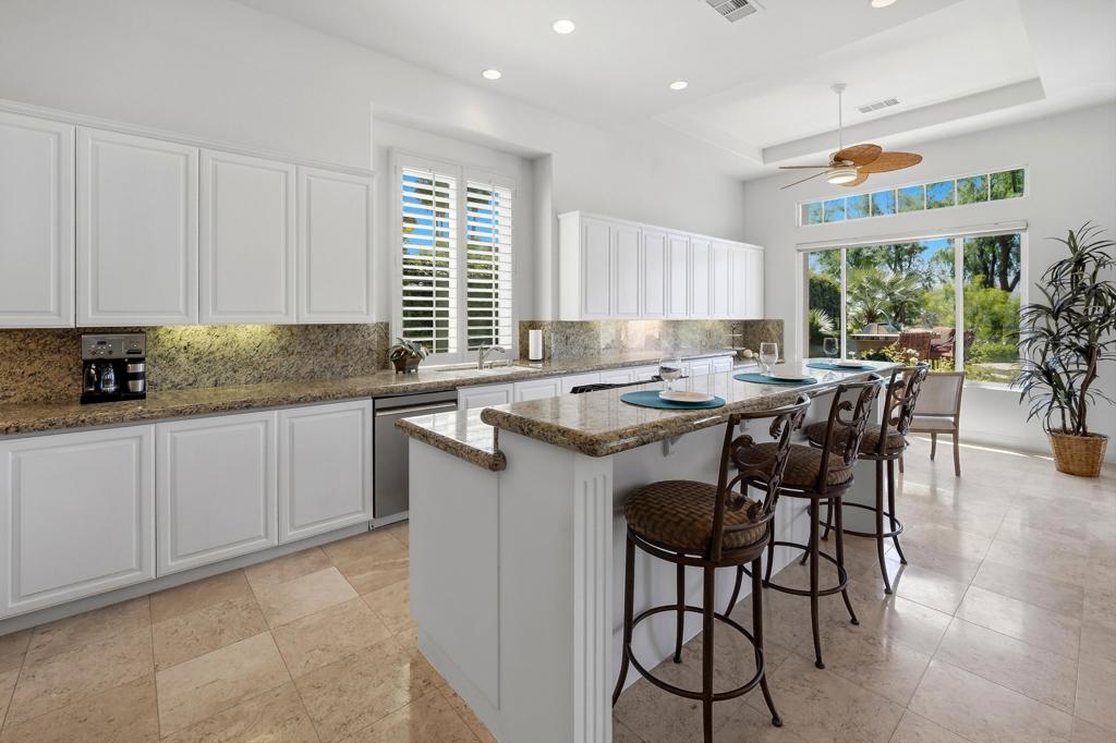 81185 Kingston Heath Property Photo 7