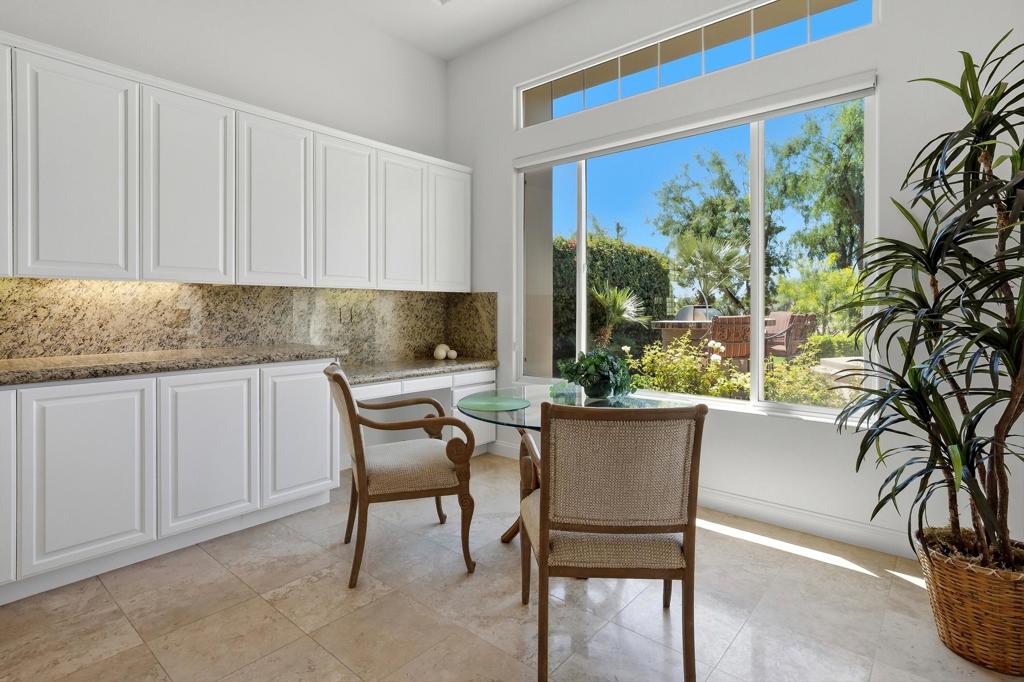 81185 Kingston Heath Property Photo 9