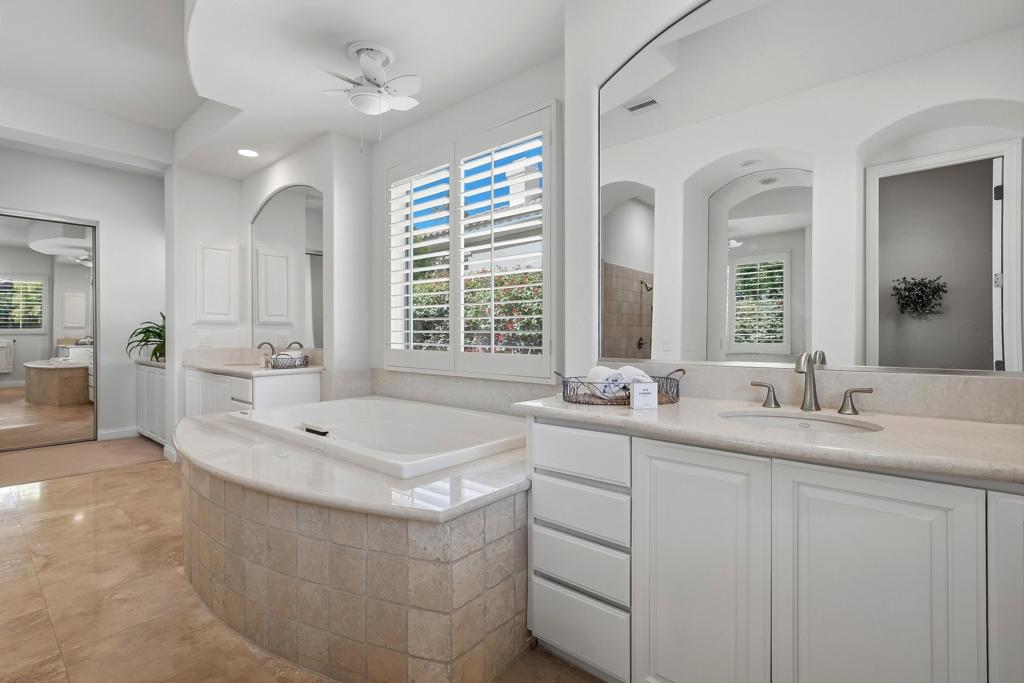 81185 Kingston Heath Property Photo 29