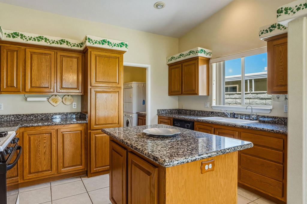 73569 Oak Flats Drive Property Photo 15