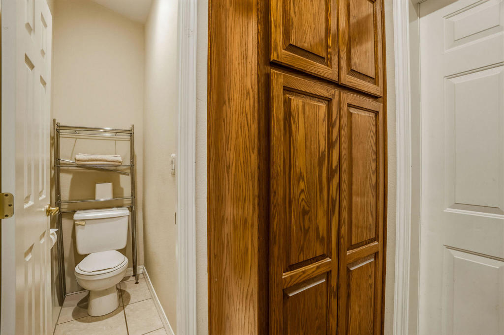 73569 Oak Flats Drive Property Photo 18