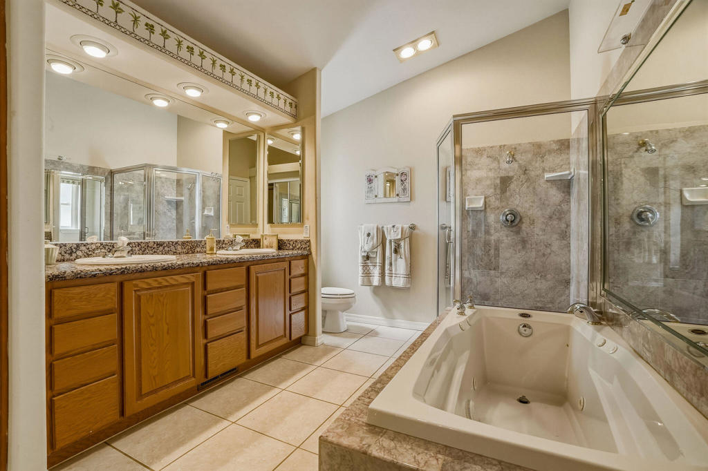 73569 Oak Flats Drive Property Photo 25