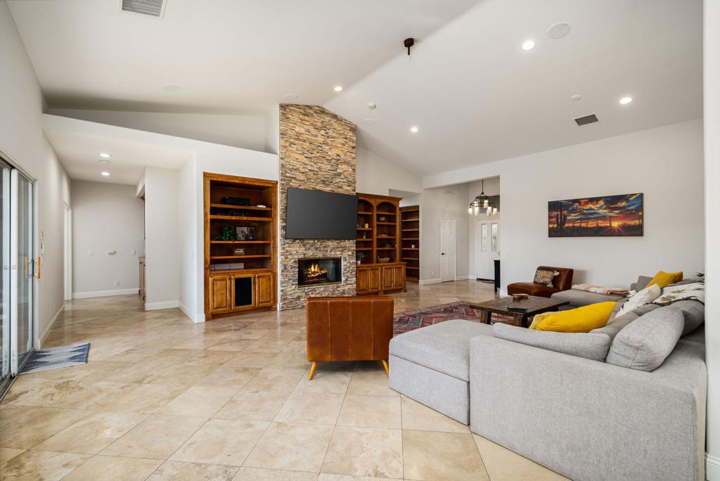 45168 Coeur Dalene Drive Property Photo 19