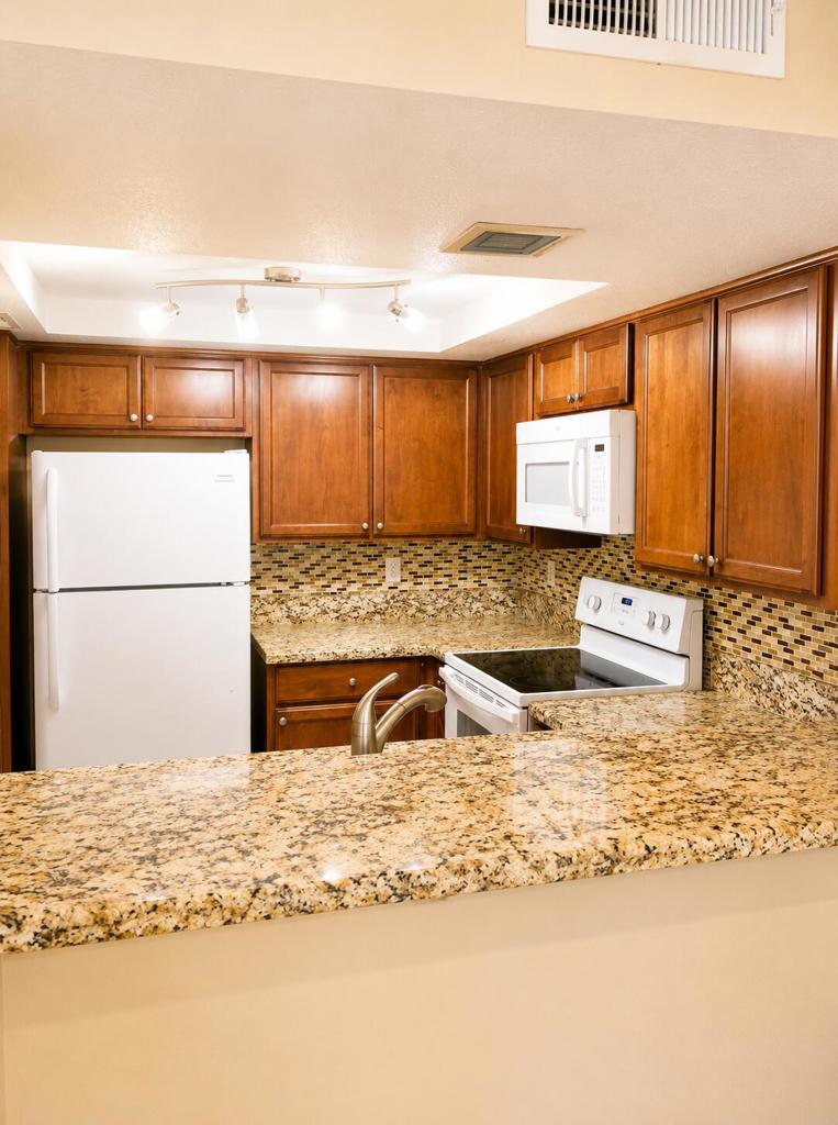47395 Monroe St, Unit#286 Property Photo 6