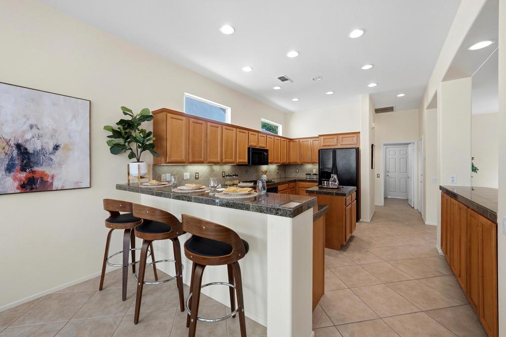 35907 Royal Vista Way Property Photo 9