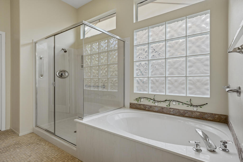 35907 Royal Vista Way Property Photo 17