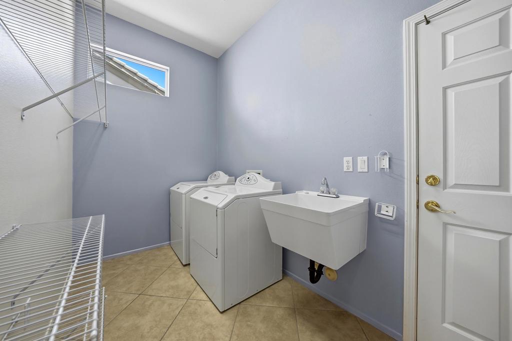 35907 Royal Vista Way Property Photo 23