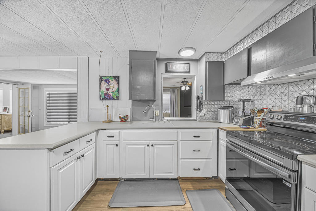 3411 Thermal Place Property Photo 5