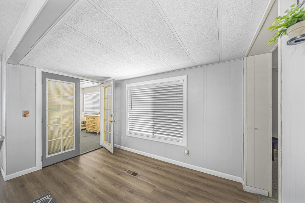 3411 Thermal Place Property Photo 12