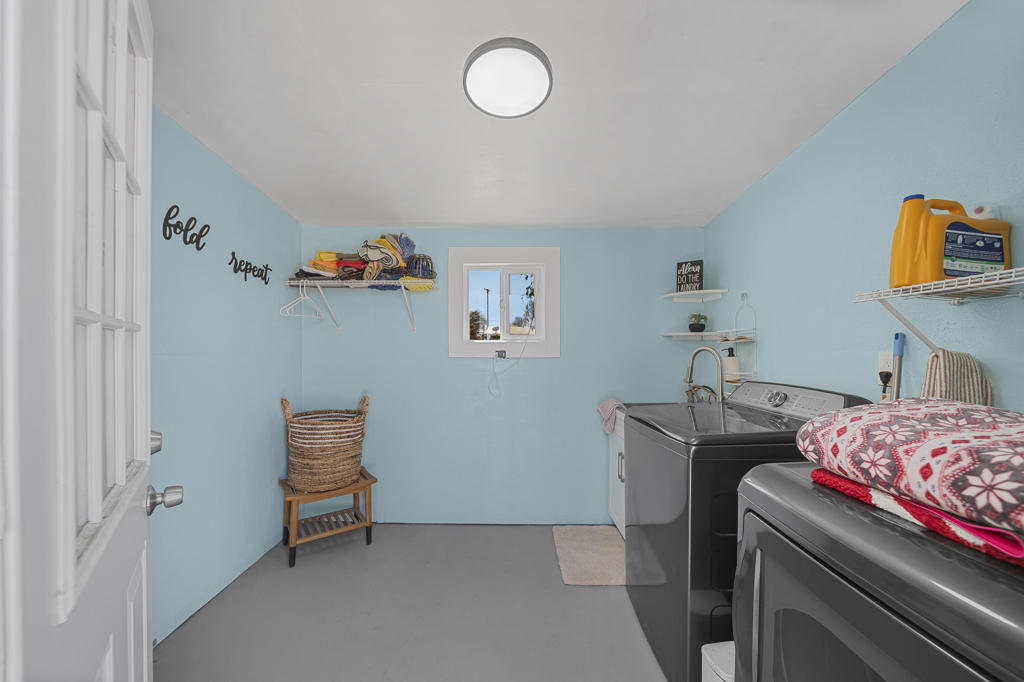 3411 Thermal Place Property Photo 34