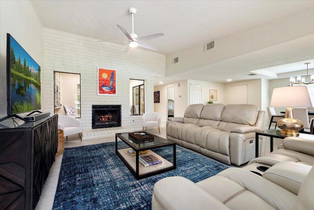 28 Conejo Circle Property Photo 12