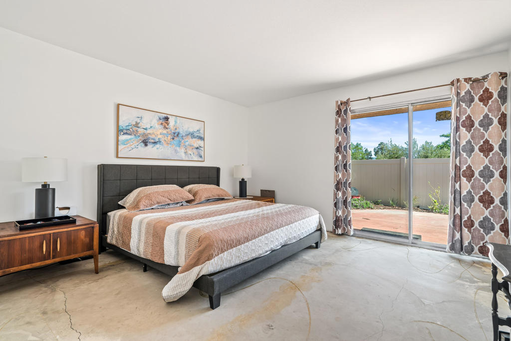 1499 Sunflower Circle N Property Photo 18