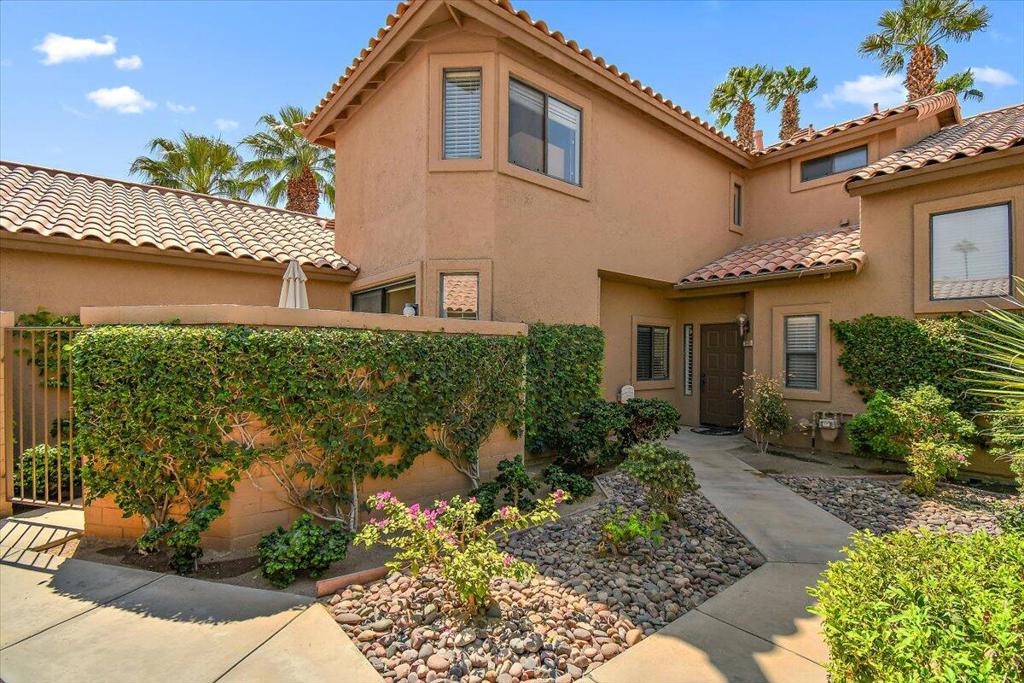 38315 Crocus Lane Property Photo 2
