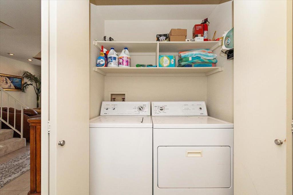 38315 Crocus Lane Property Photo 14