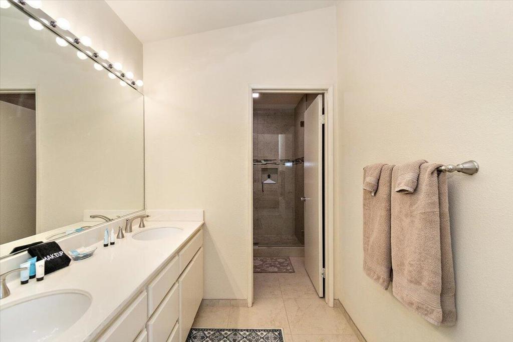 38315 Crocus Lane Property Photo 23