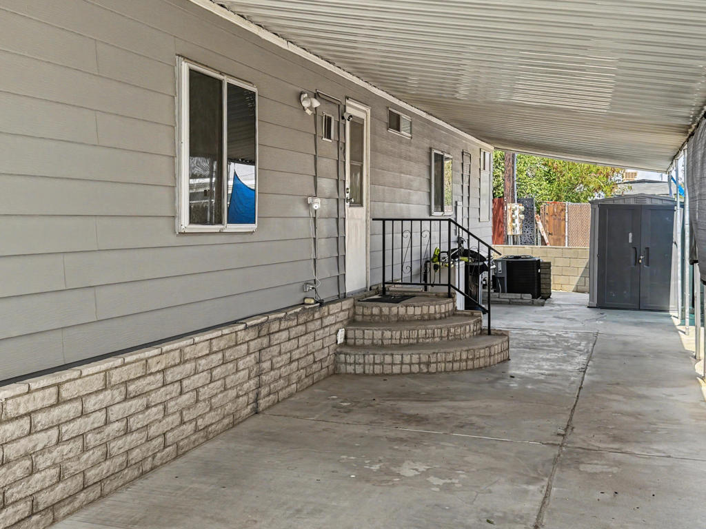 33160 Westchester Drive Property Photo 2