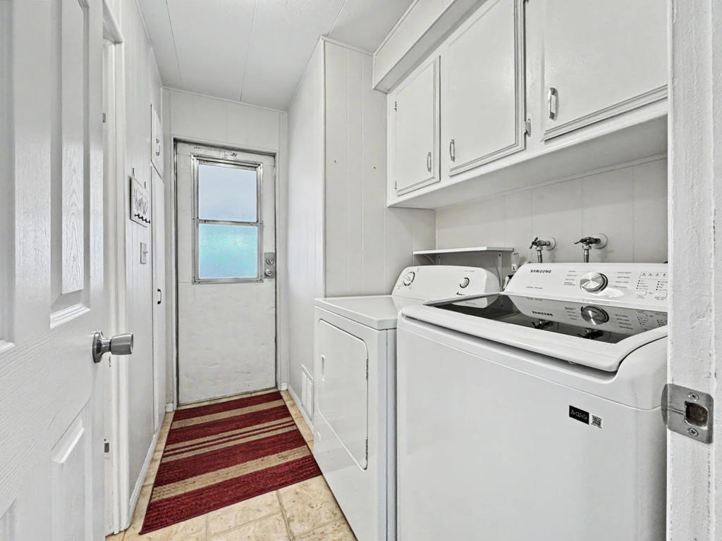 33160 Westchester Drive Property Photo 9