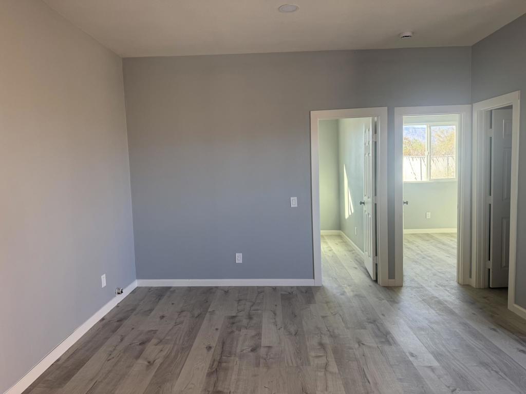 2405 Monterey Unit#2 Avenue Property Photo 5