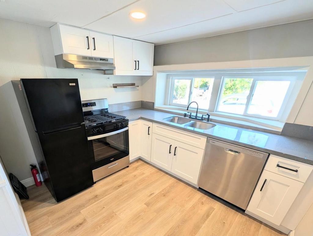 19 Lazy B Drive Property Photo 3