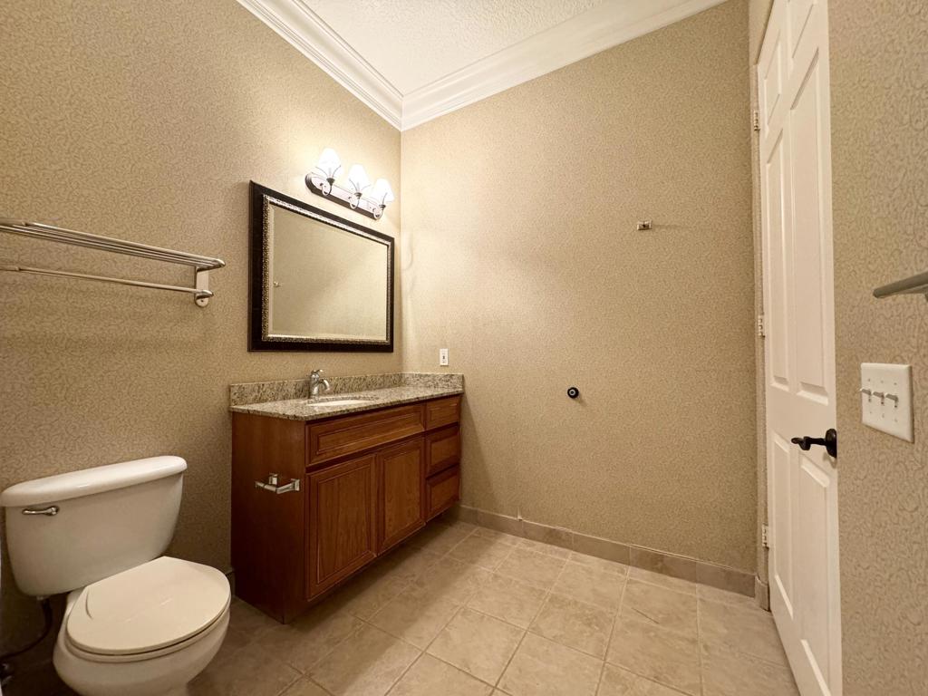 50760 Santa Rosa Plaza 3 Property Photo 9
