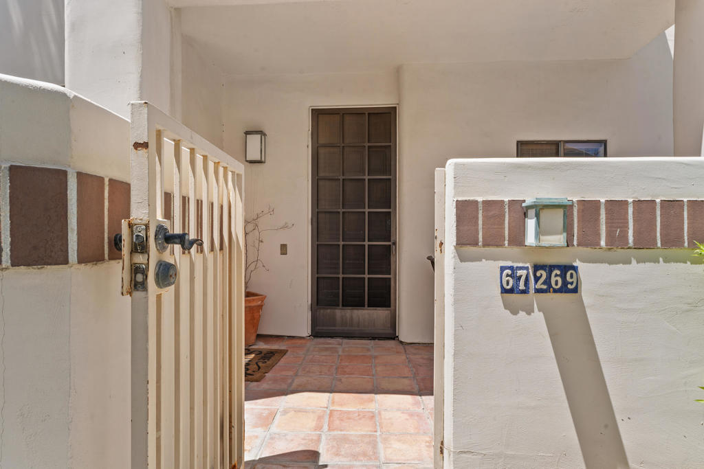 67269 Cumbres Court Property Photo 4