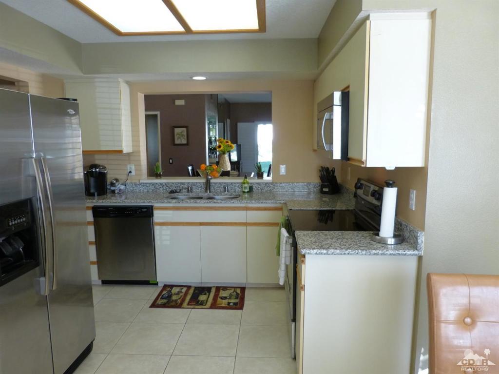 221 Vista Royale Circle E Property Photo 10