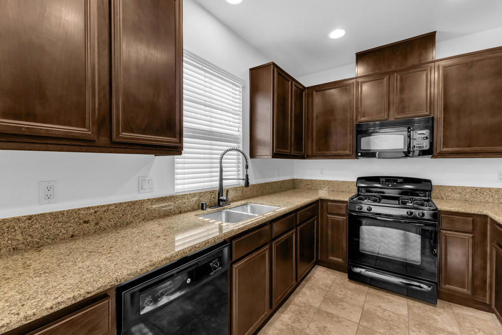 162 Paseo Bravo Property Photo 1