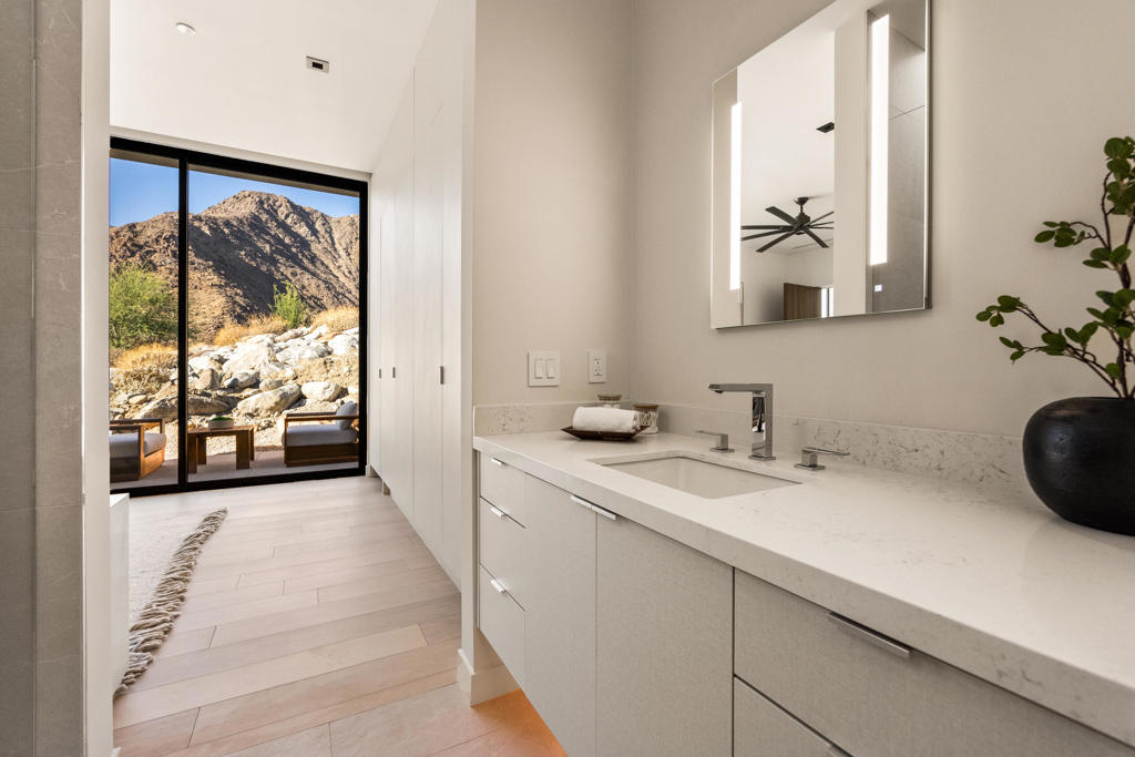 2085 Desert Flower Court Property Photo 39