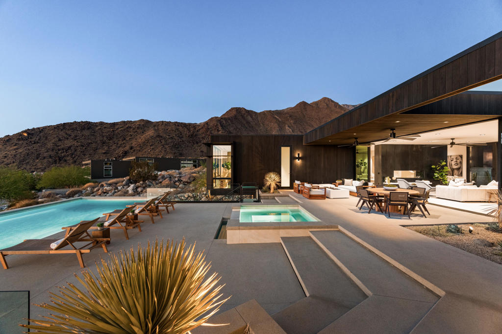 2085 Desert Flower Court Property Photo 44