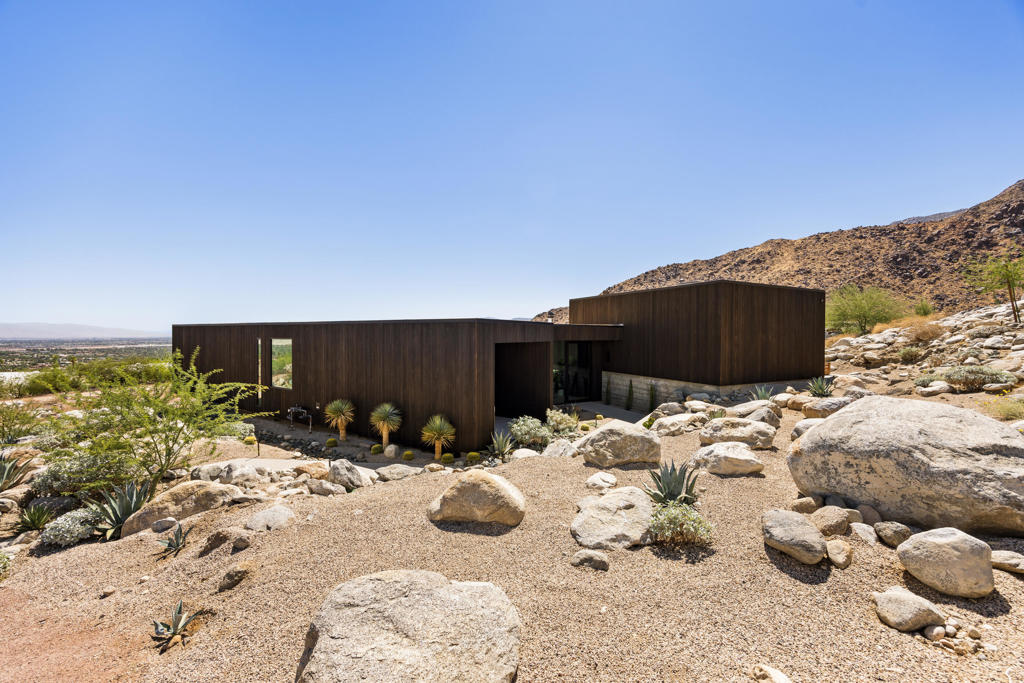 2085 Desert Flower Court Property Photo 58